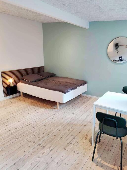 Charmerende Bolig Naer Domkirken Ribe Bagian luar foto